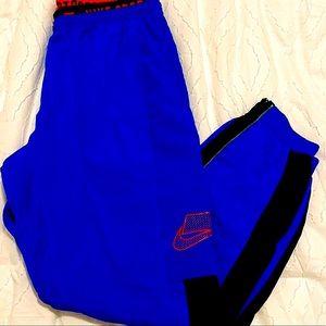 90’s VTG-INSPIRED | NIKE JOGGERS | NIKE COLOR-BLOCK